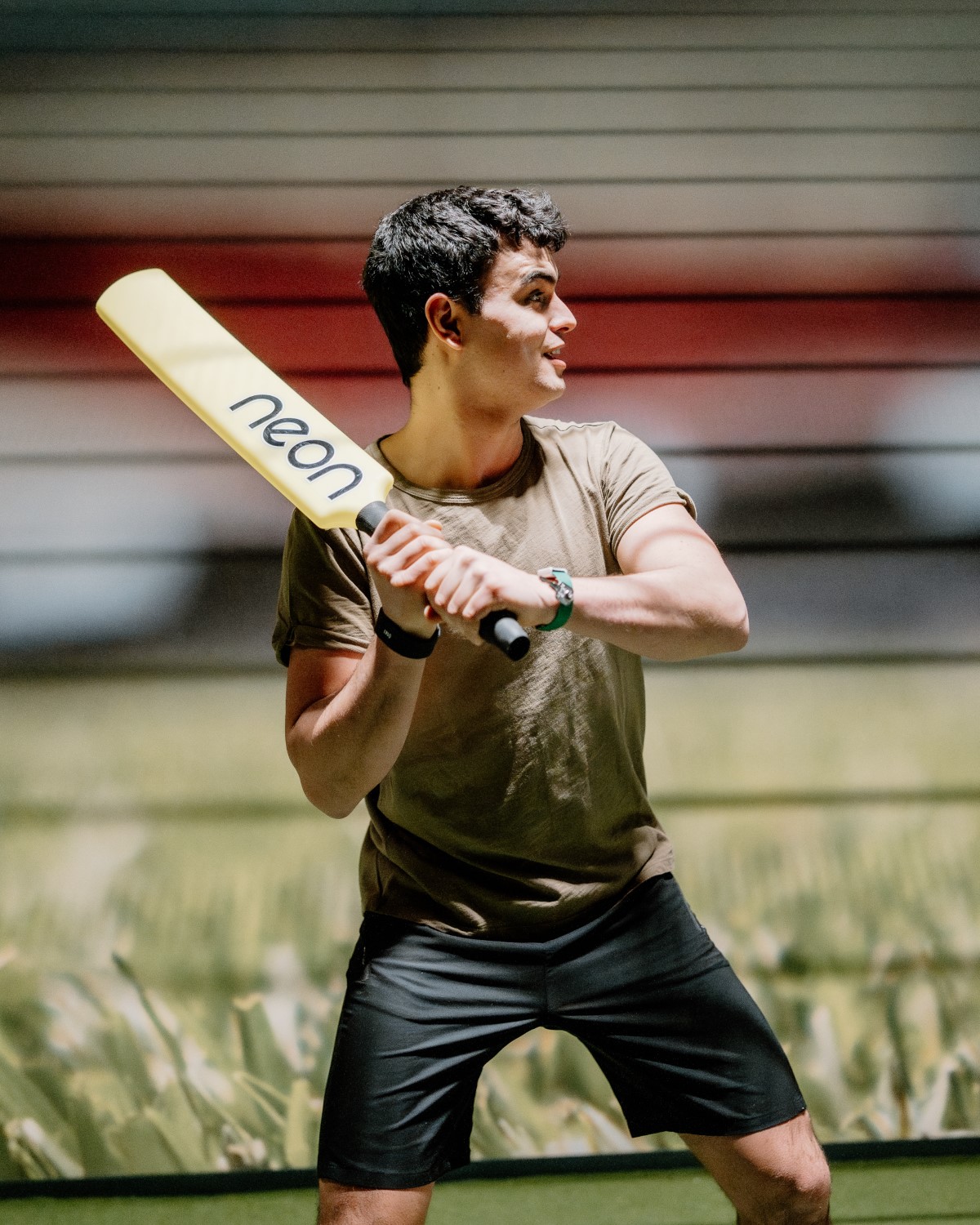 met cricketbat staat klaar om te slaan